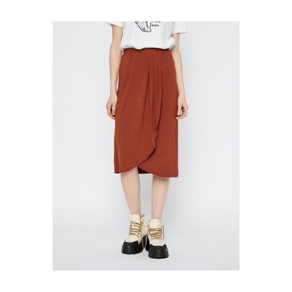 NWT Tulip Skirt from Pieces